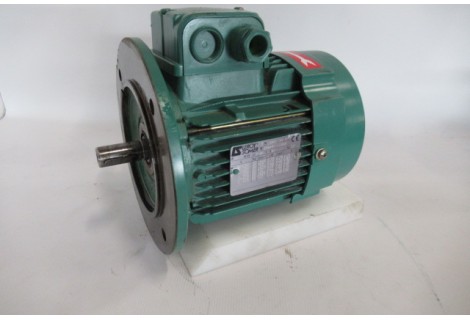 . 0,12 KW - 710 RPM / 0,75 KW - 1420 RPM 380 volt . Used